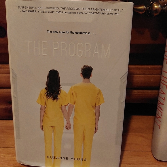 The Program by Suzanne Young - Picture 1 of 2